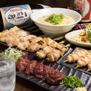 横浜の居酒屋「とりいちず」で馬刺しと焼鳥を満喫する宴会